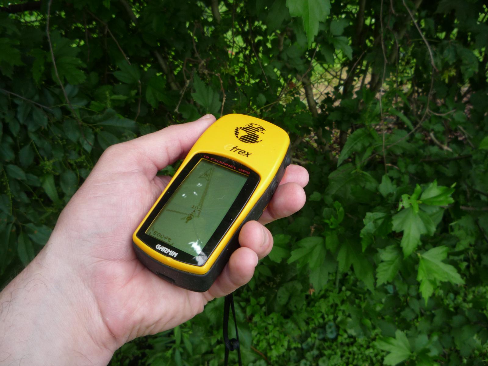 Garmin eTrex 12 Channel GPS | Hiking | Hunting | Fishing | Geocaching